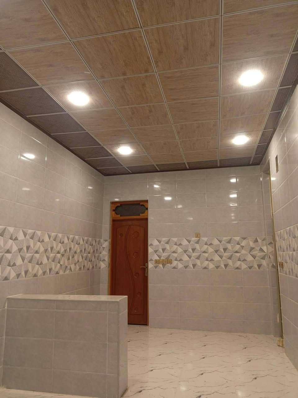 بيت البيع 50 متر طابو صرف
نـجـف حي النداء قرب شارع 60 منطقه 83 

طابق واحد غرفه صاله مطبخ حمام منور

بيت نضيف جدأ ا ساس سكف صب طابوك جمهوري

سعره45 وبي مجال للاسفسار


**إذا كنت صاحب هذا الإعلان وتريد حذفه لأي سبب، رجاءا أرسل رسالة إلى الدعم الفني**