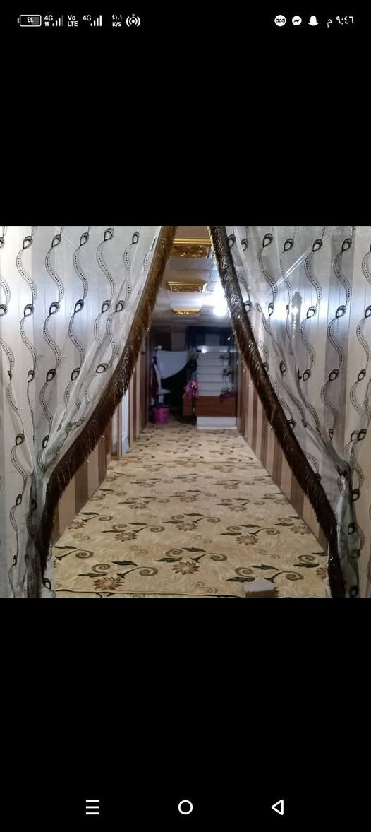 بعد التحيه والسلام (أخوان أعادة نشر 
دار للبيع رقم وصل موجود مساحه 600 متر كامل بس الدار غرفتين مع غرفة استقبال مع مطبخ+حراري+حمام وصحيات داخل+غرفة قاط ثاني فول جاهزه +خارج المنزل مخزن كبير
مثل ماموضح بالصورة السعر خاص 
هذا رقمي *********** )***********)
العنوان كركوك عمل شعبي جاي الصالحي فرع محلات توتو عالشارع (تحياتي للجميع)
ملاحظه::صور البيت ومساحته
ملاحظة ثانيه /تبليط للباب والبيت يرهم جهتين
