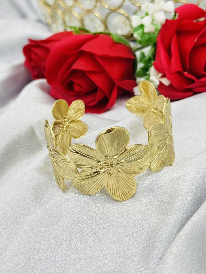 اكسسوارات اوربي 🥰
عرض لمده يومين فقط💋

كيلو مشكل ب 35 الف مع توصيل 😍
كيلوين ب 60 الف مع توصيل 🥰
5 كيلو ب 150 الف مع توصيل 🥰
مشكل كلايد محابس سوارات حجوله تراجي😍💋


**إذا كنت صاحب هذا الإعلان وتريد حذفه لأي سبب، رجاءا أرسل رسالة إلى الدعم الفني**