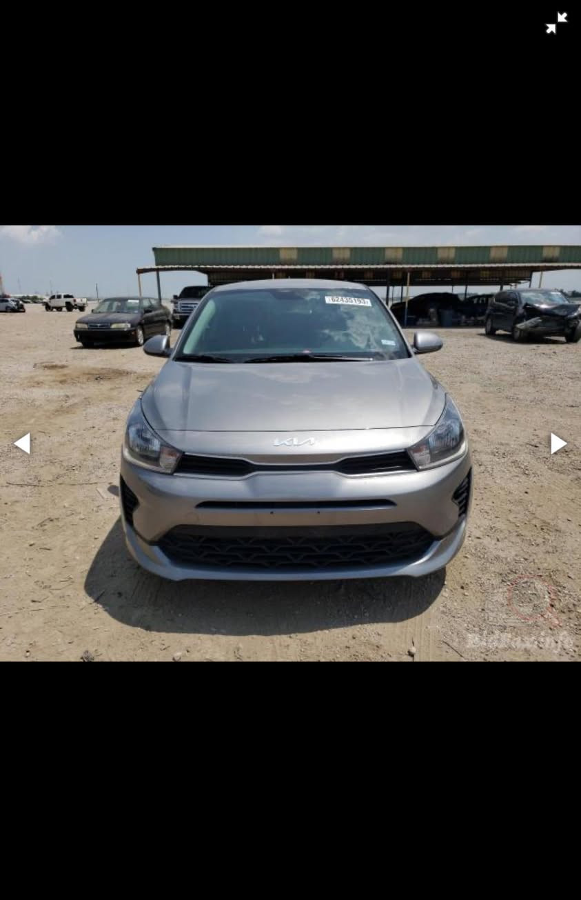 السلام عليكم ، للبيع  ريو 2022 ماشيه 53 الف ميل ضررها كدامك ابيعها صفحه كامله السياره بأسمي وعلى ايدي 
مكاني موصل 
للاستفسار ***********
