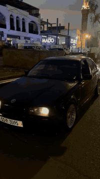 شباب للبيع وياالرقم مميز E36 مكينة ٢٥ مسكر جديده كور ٢٠ سلندر ٢٥ قويه ...