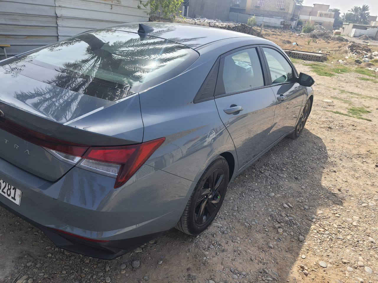 النترا وارد امريكي رقم بغداد موديل 2023 جديدة مال بيت هزه وفحص جدد ورقم جديد والسنويه لل 2030 يله تنتهي 
تفاصيل السيارة 
السيارة وارد امريكي حادثه جاملغ وبنيد شرط بدون دواخل تبديل نفس الون أصلي لون السياره لون سمنتي المرغوب كير ومحرك دوش المرغوب شرط الفحص داخل كلش نضيف ومغلف والارضيات مغلفه وتخم تاير جديد وصدر جديد شركة وكامره وحساسات وتحكم ستيرن جهتين وشاشه كبيره ونقطه عمياء بلمري السياره جاهزه من كلشي 
مكان السيارة بغداد الغزاليه 
وئاني مكلف بنشر اخوان وهذا رقم صاحب السيارة 
وسعره السيارة 153 وبيه مجال شي بسيط 
هذا رقم صاحب السيارة ***********
