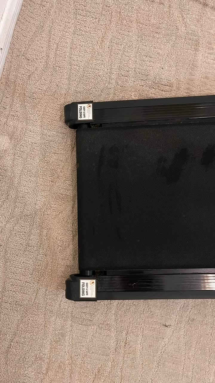 جهاز جري للبيع  ماطور واحد وجبلي ماركة House Gym مستخدم ٣ مرات فقط نظيف جدا يتحمل وزن حتى 150 كيلو غراضة كاملة مكاني حي صدام ساحة ٣٠٤ سعرة ٢٥٠ وبي مجال بسيط .


**إذا كنت صاحب هذا الإعلان وتريد حذفه لأي سبب، رجاءا أرسل رسالة إلى الدعم الفني**