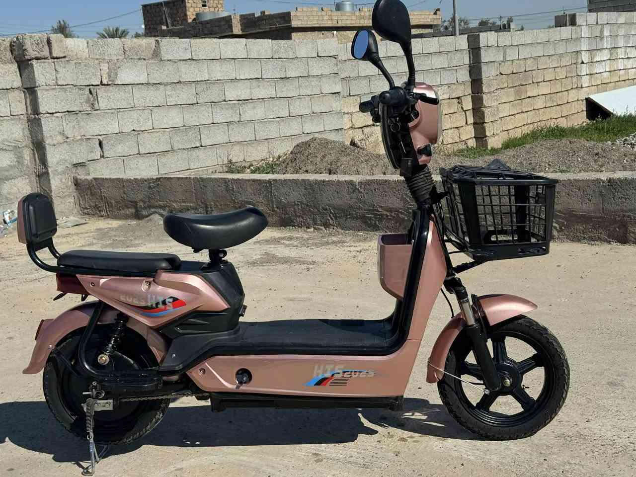 السلام عليكم
بويسكل شحن 2025
سعر 250 وبي مجال شي قليل
***********
