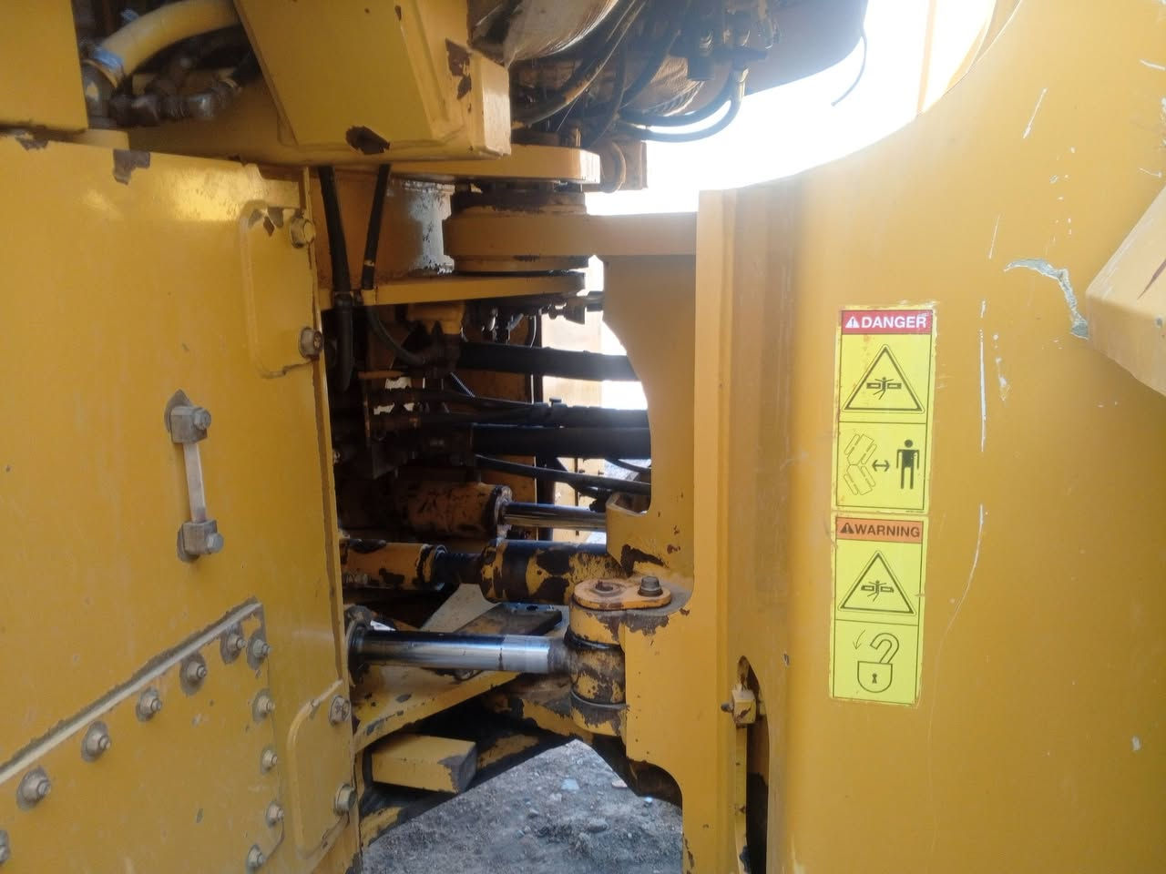 خوان شفل حجم 90جاهز العمل. مكفول مكانه كربلاء.   خوان مكلف بل نشر هاذه رقم صاحبه الشفل ‏‪***********‬‏
