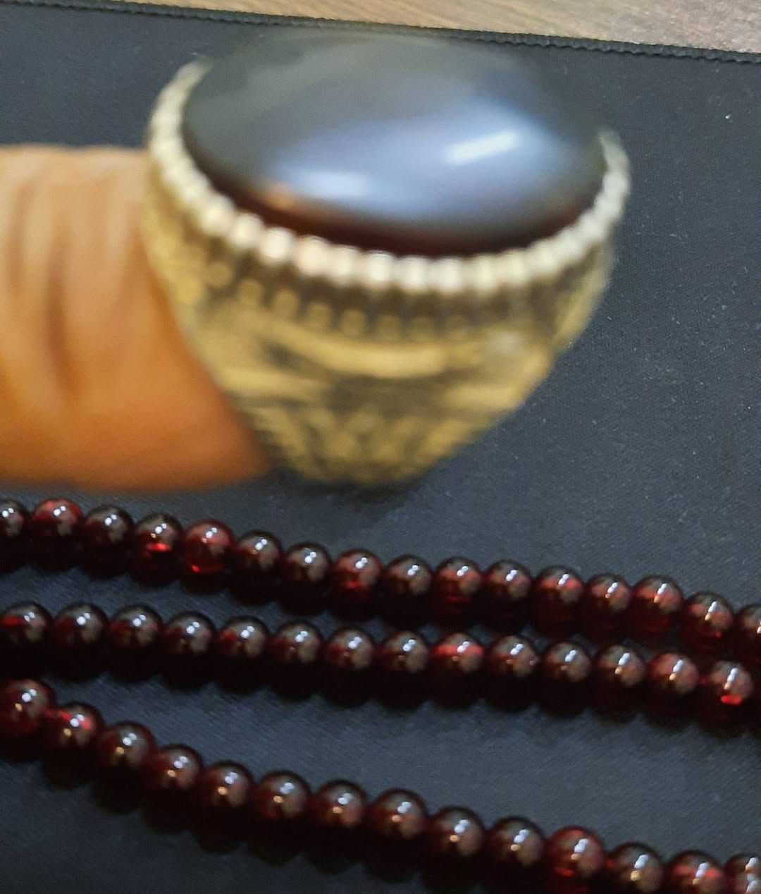 السلام عليكم متاح جزع يماني معطف و عقيق يماني شفة الحجر بالذمة الفضة عراقي قيم واخذ


**إذا كنت صاحب هذا الإعلان وتريد حذفه لأي سبب، رجاءا أرسل رسالة إلى الدعم الفني**