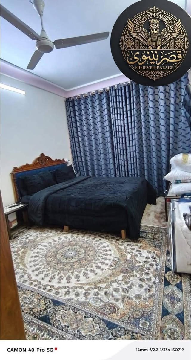 السلام عليكم ورحمة الله وبركاته
#عروضات_مكتب_قصر_نينوى 

✨🏡 – دار للبيع حي الميثاق + شقة معزولة🏡✨

📍 الموقع: قرب فلافل بدر 

السعر مناسب 

📐 مساحة  دار: 247 متر

📏 واجهة : 12 متر

🔹 مواصفات الدار:

غرفتين  نوم غرفه 

مطبخ حار وبارد 

هول واسع

استقبال راقٍ

خدمات متكاملة

🔹 طابق الثاني 

4 غرف نوم غرفه 

خدمات متكاملة

✔️

✔️ يصلح للاستثمار 

💰علق بلكمة تم ويوصلك السعر للاستفسار 

📞 للحجز والاستفسار والمعاينة:

*********** 
***********واتساب 

0776 277 7445
