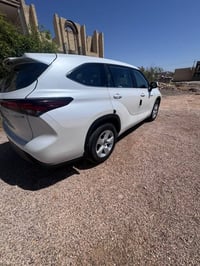 هايلندر • ٢٠٢٤ • ٤٤٠٠٠ كم