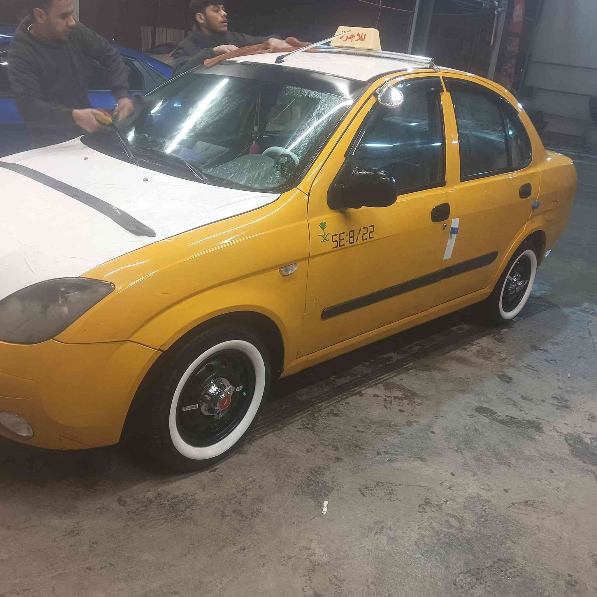 ياالله السلام عليكم
طيبة مديل 2015 سيارة جديدة وحلوه خير من الله 
گير مكينه ، لا تنقيص ولا تبخير
 صدر امامي خلفي جديد. ،، سيارة مابيها كل نقص
مصفره هيئه وغرامات تصفير جديد 
رقم انكليزي،  هزة جديدة 
سنوية ل2031،،  تخم تاير جديد 
كهربائيات جدد مابيهن نقص 
سيارة جاهزة من كلشي كبل للشارع وبالعافية ع الياخذها 
العنوان بغداد 
الرقم ***********
