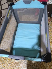 أثاث أطفال • للبيع