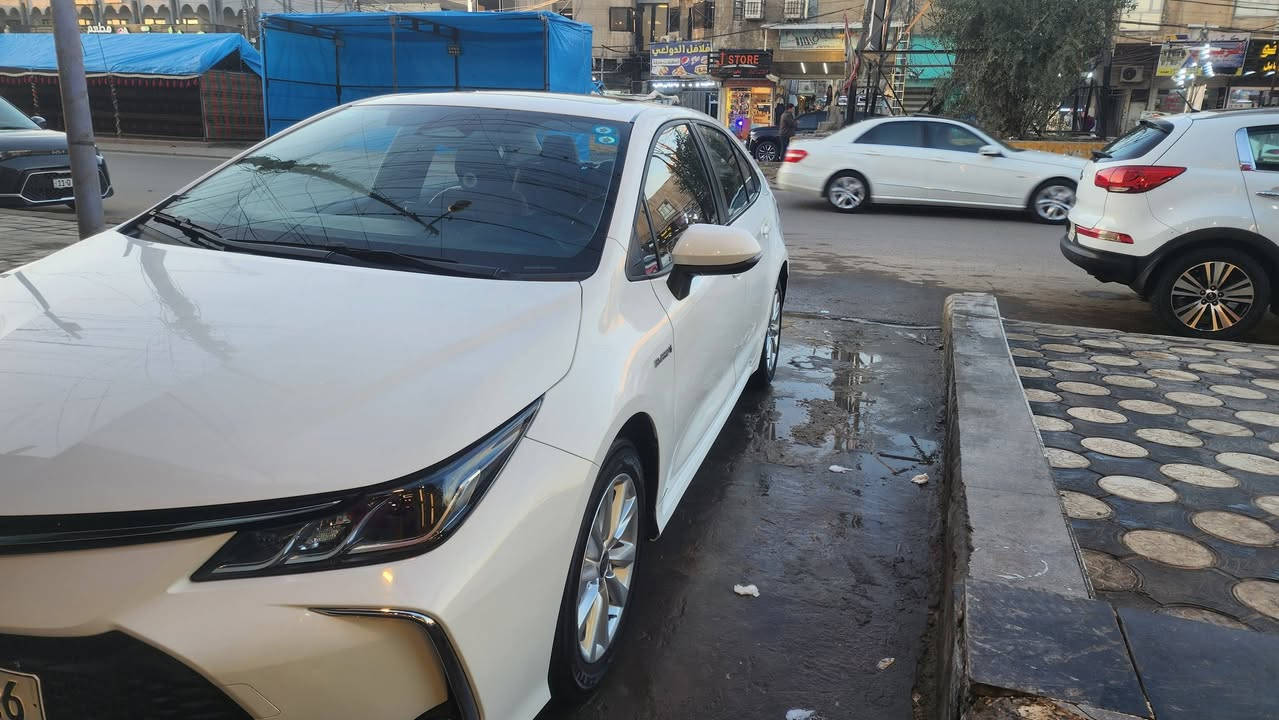 السلام عليكم كورلاهايبرد للبيع موديل 24ماشي 25 مكان بغداد الكرخ سعر 150وبيه مجال قليل بسمي شراي يتصل على رقم ***********
