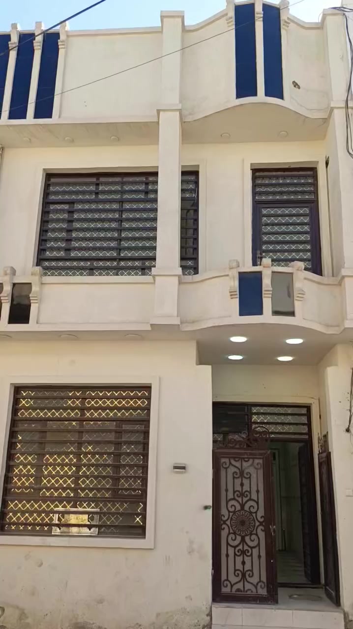 بيت للبيع نزال سليم بدايت النزال شارع عرضه 10 أمتار ب115 مليون قفل تواصل عل رقم ***********
