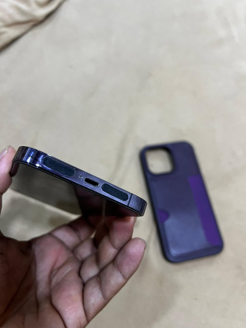 ايفون 14 ابرو ماكس ذاكرا 256 نموذج m مكفول بطاريه 92 زلغ مابي ويا كارتونه وشرط الفحص الجهاز ماعده هاذ كسر بضهر ومو جبير 825. عنوان بصره ***********
