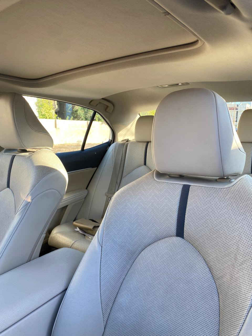 تويوتا كامري هايبرد XLE (2023)
ماشية 31 الف ميل

وارد امريكي
حادثها بنيد وجاملغ يسرة مبدل بلادي 
لكن مصبوغ لتوحيد اللون
بدون دواخل
الايرباكات كلها سليمة
حجم المحرك 2.5

موصفات:
رادارات امامي وخلفي وجانبي
نقطة عمياء
خمس كاميرات
عرض 180 درجة
داتا شو
حساسات امامية وخلفية
كشنات جلد بيج
شاشة كبيرة
الكشنات الامامية تدفئة وتبريد
ثلاثة انظمة سبورت ونورمل وايكو
اوتو هولد
تحكمات ستيرن جهتين مع تحكم بالرادار
لايت امامي زينون متحرك ديناميك يتحرك مع لف الاستيرن

الـسـعـر لايك واكتب تعليق (1)
( يصلك فوراً عبر ماسنجر )

مكاني: بغداد الكرخ
للاستفسار الاتصال على: ***********
