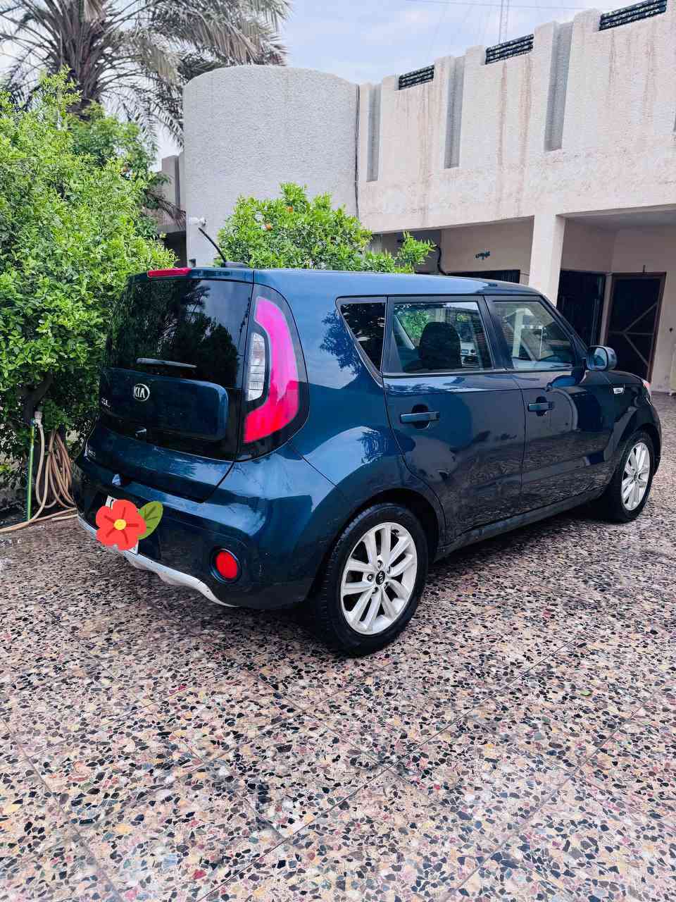 كيا صول موديل ٢٠١٧  محرك ٢٠٠٠ المرغوب
حادث جاملغ امامي وربع البنيد فقط 
محرك وكير مكفولات تبريد ثلج سياره جاهزه رقم شمالي تحويل وكاله شرط 
السعر ١٠٠ ورقه للاتصال ***********
