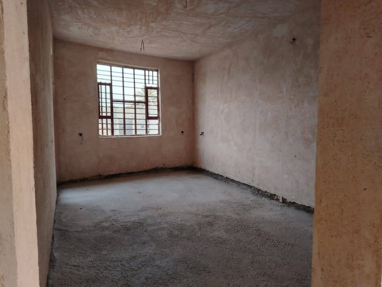 سلام عليكم يوجد لباخ جص مساطر درجه اولى وصب ارضيات ولبخ سمنت جراره سقل ونثر واجهيات  ***********
