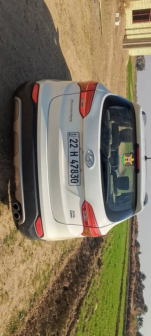 سنتافي خليجي فول مواصفات واحد علا واحد موديل 2016 محرك سته سلندر سبعه راكب بصمه بنراما كشن كهرباء كامره حساسات خلفي دفع رباعي ماشيه 113 كيلو تريد تحويل تريد وكاله بابل الحمزه الغربي خارج ***********
