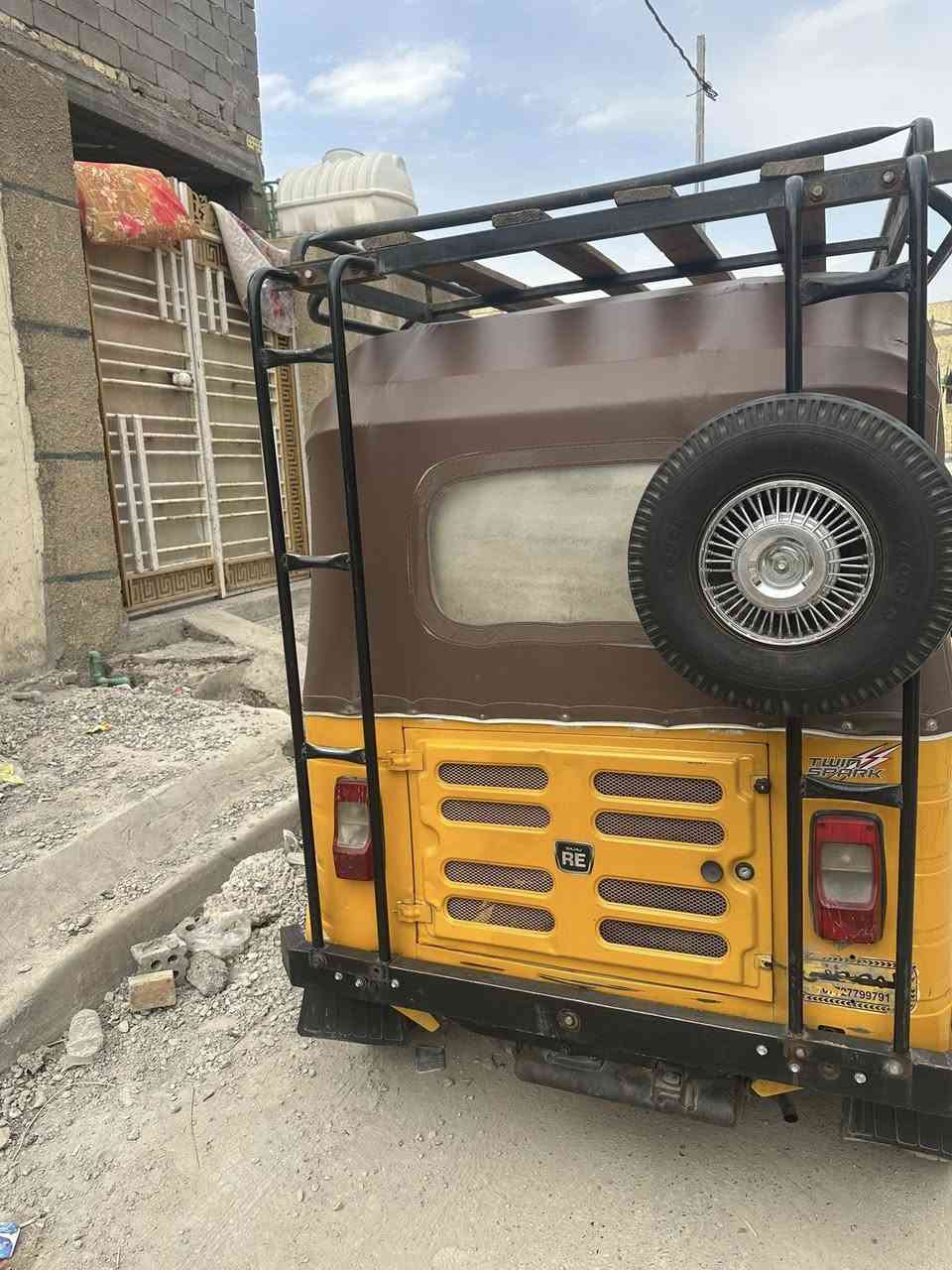 رقمً سنويه مال بيت بلاديه تراي زيروو مكينه مكفوله. 2020
بس صبغ صفحه بيه. جاهزه ع آخر حبايه 
سعر 6450 مال بيع 
مكان بلديات ***********
