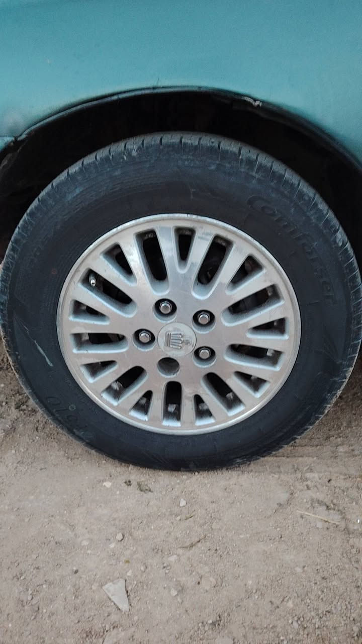 تخم ويل 4مع تاير للبيع حصيره سعره 250بي مجال عنوان الديوانيه***********
