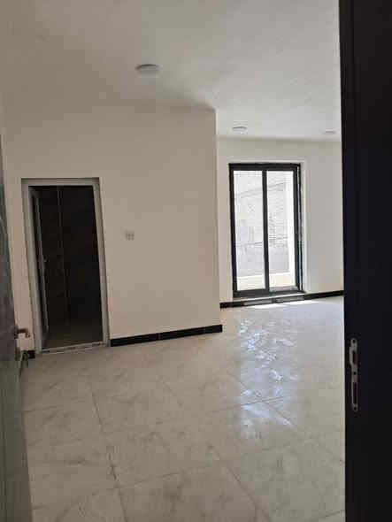 #مجمع_السلطان
#دار_للبيع_مساحه_100متر_واجه_6اوربع_نزال_16🏠
🔸يحتوي الدار على 3غرف.نوم+ستقبال+صاله كبيره🏠
+صحيات عدد2🛁 خدمات ماء💧كهرباء⚡️
🔸نوع الملك؛طابو زراعي سند 25 قرار محكمه ابسمي
رسمي مباشر تنازل شركه 
🔸العنوان)؛بغداد الدوره مدخل البعيثه مجمع السلطان قرب مدارس فرع 13
☎️الستفسار ***********
