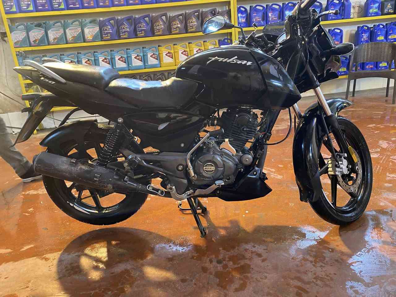 السلام عليكم بوسلر  نيون للبيع  الدراجة خير من الله اوراقها اصولية نضافتها 70 ‎%‎ بس من ابيع كوم حديد السعر 1 مليون مكاني بغداد الحسينية


**إذا كنت صاحب هذا الإعلان وتريد حذفه لأي سبب، رجاءا أرسل رسالة إلى الدعم الفني**