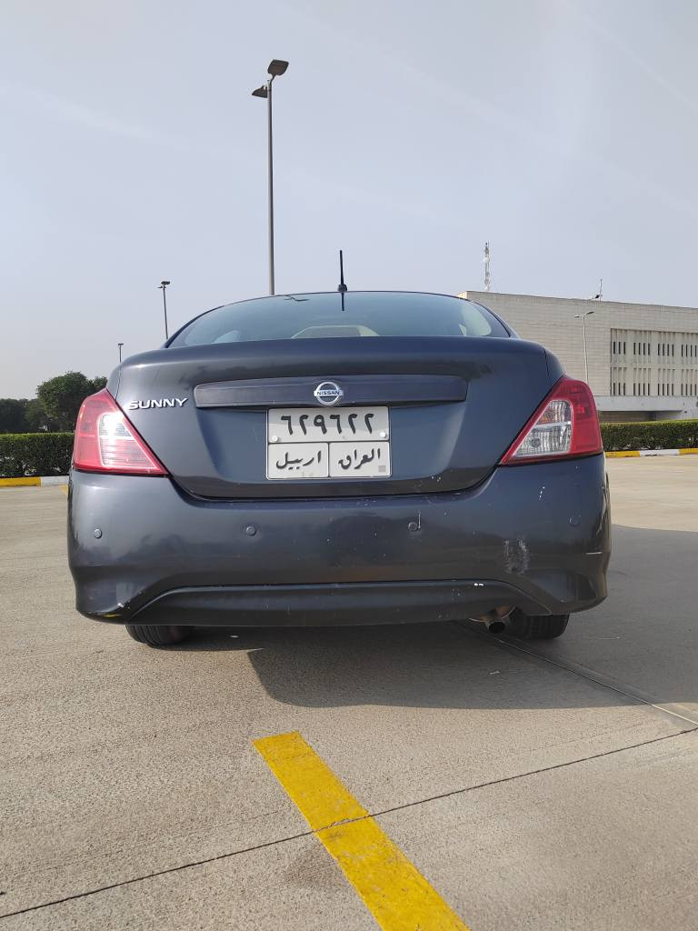 نيسان صني 2018 شةش بارجةي بؤياغة بيشي هيجي نية تةنها دواوة جمبيكي زؤر خةفي هةية شايةني باس كردن نية زؤر كةمة كير مةكينة تةبريد كارةباي هةمووي بةشرط شوين هةولير زم *********** أربيل, العراق
