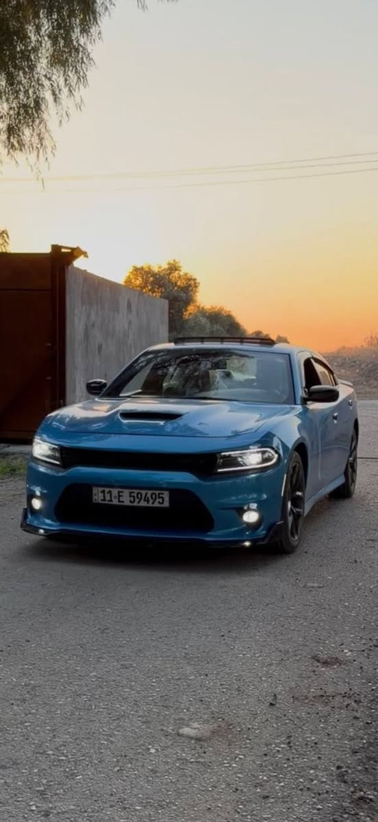 ( خـليـجـي ) جارجر جي تي بلاص
فول 1 /1 ام رادار امامي 
مغلفه ppf الاصلي ضمان 10 سنوات 
لون  بحري مميز  
الموديل :2023  . (خليجي) .
العداد :  38600 mi
المحرك : V6.  3.6L
مكفوله من الصبغ و التبديل و البارد 
رقم  بغداد  كامل بسمي تحويل ثاني يوم و هزتها جديده
المواصفات : رادار امامي 
* جناح خلفي اسود. 
* ويل قياس 20 انچ اسود . 
* مقود القيادة رياضي . 
* مقاعد رياضية من الشاموا الأسود.
* نقطة عمياء . 
* رادار مع مانع تصادم أمامي.
* مصابيح أمامية زنون . 
* كشافات الضباب زنون . 
* المصابيح الأمامية مع LED . 
* حساسات خلفية. 
* شاشه كبيرة مع نظام ملاحة نفكيشن GPS . 
* سستم صوت الپاين .
* فتحة سقف (سلايد) . 
* المقاعد الأمامية كهربائية . 
* ذاكرة لحفظ وضعيات الجلوس (ميموري) . 
* مقاعد أمامية تبريد وتدفئة . 
* مقاعد خلفية تدفئة.
* تشغيل عن بعد .  . 
* تدفئة مقود القيادة . 
* محدد سرعة . 
* تلفون بلوتوث . 
* كاميرا خلفية .
* مرايا متحسسة للاضاءة العالية .
* كير شفتر بالستيرن . 
* دخول ذكي (بصمة) .
مكاني بغداد حي الجهاد 
للاستفسار ***********
