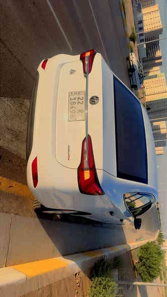 📍 مكان السيارة: بغداد – زيونة
📞 للتواصل: ***********
💰 السعر: 113 ورقة – قابل للتفاوض
📊 المسافة المقطوعة: 6500 كيلومتر فقط (زيرو)
🛠️ المحرك: 4 سلندر – 1500cc تنفس طبيعي 

• مواصفات فئة ستندر بلس
• فول مواصفات عدا فتحة السقف والبصمة

⚠️ أضرار السيارة:
• مكفولة عام بدون أضرار ✅ 
• السيارة بوضع الوكالة ✅ 

📌 تفاصيل إضافية:
• رقم السيارة: أربيل الدولي الجديد
• باسم المالك تحويل مباشر
• لون السيارة: أبيض
للبيع او مراوس
