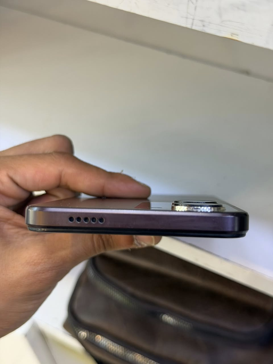 فيفو واي 18 للبيع جهاز يخبل ذاكرته ٢٥٦ رام ٨ على ٨ يعني ١٦ يشغل ٦٠ فريم بالببجي ويشغل خطوط امنية وعراق سيل ودبل شريحة الجهاز استخدام قليل ونضافته مثل ما موضحة بالصورة للتفاصيل اكثر التواصل على الخاص


**إذا كنت صاحب هذا الإعلان وتريد حذفه لأي سبب، رجاءا أرسل رسالة إلى الدعم الفني**
