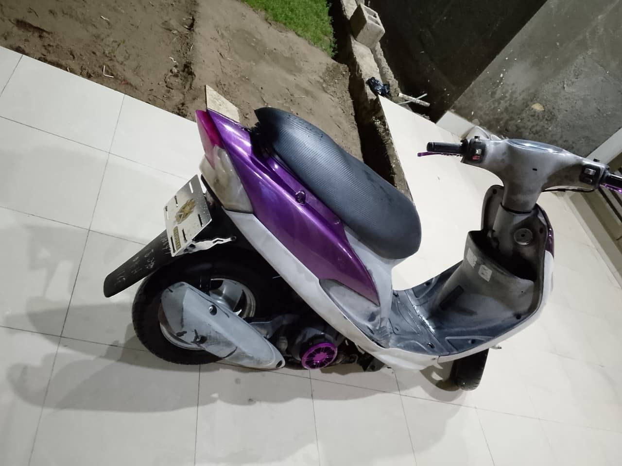 سلام عليكم دراجه ماكس منغولي كفاله مامفتوحه شرط كهربائيّ شغاله ماعوزه شي سلف شغاله كلشي شغال تواير جديد كشن ربعه ولفات دراجه خير من الله مكاني رميثه سعر 725بيه مجال رقمي ***********
