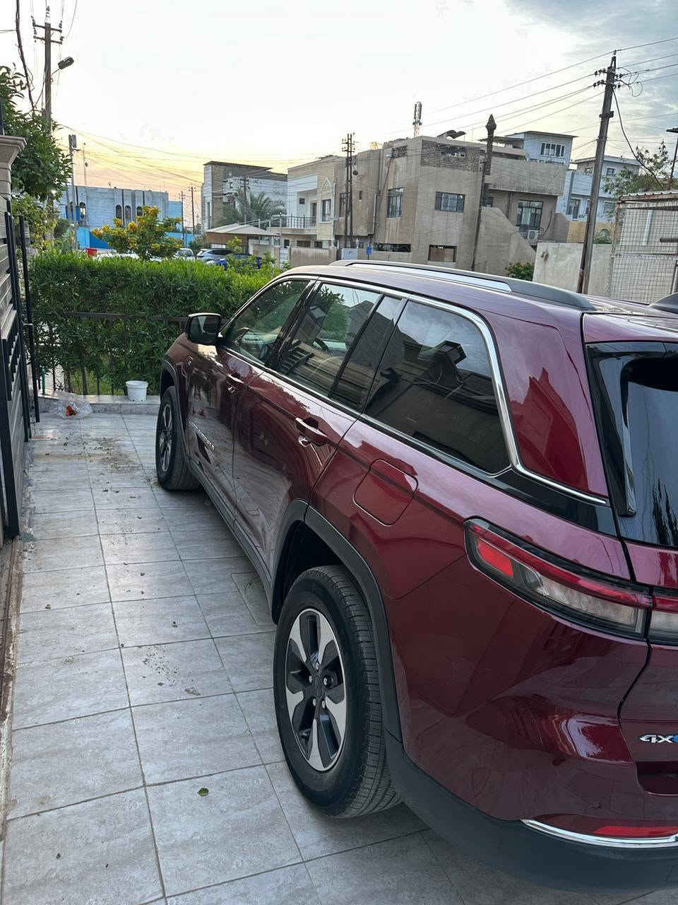 جيب 2024 هايبرد
1- بنوراما

2   بصمه

3-رادار خلفي

4-رادار امامي

5- حساسات خلفية

6-تدفئة كشنات امامي + خلفية 

7- تدفئة ستيرن

حار بارد كشن 

8- كشنات امامي كهرباء

9- رادار تحديد مسار

10-لايت زنون

11- جنطة كهرباء

12- لايت خلفي لد

13- خزن وضعيات الكشن

14- بصمة + دخول ذكي

ملاحظه بيه ربع البنيد صبغ 

فقط والباقي كفاله السيارة 

للاستفسار ***********

مكان السيارة بغداد  الكرخ
