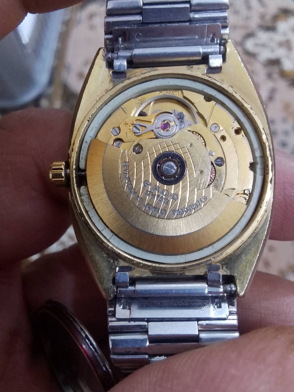 أللهم صل على محمد وال محمد الطيبين الطاهرين
رادو اوتوماتيك فنتج قديم انتاج 70 نظافة ممتازة ابعادها 34*38 تحتوي 6ماسات ومنفذ لعرض الشهري والاسبوعي على الرقم 3 مع وجود اثار جراد على السير مثل ما واضح بل صور


**إذا كنت صاحب هذا الإعلان وتريد حذفه لأي سبب، رجاءا أرسل رسالة إلى الدعم الفني**