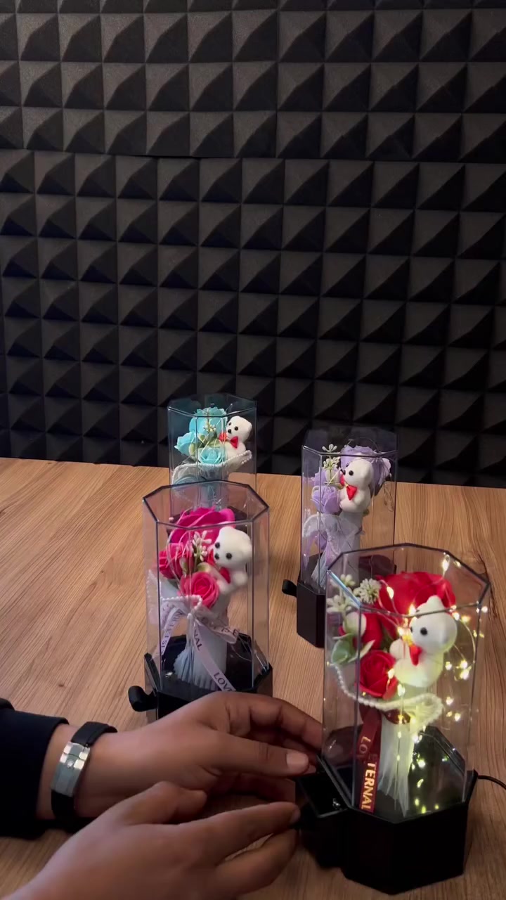 🎁 مو مجرد هدية… مفاجأة تحبس الأنفاس

🌹 بوكس ورد فاخر مع درج سري يخبي المفاجأة

💍 خاتم أو قلادة؟ الحظ يقرر 😍

✨ إضاءة ولمسة رومانسية تخلي اللحظة ما تننسى

🧸 دب لطيف + تصميم أنيق يخطف القلب

🎉 مثالي لعيد الحب، خطوبة، أو أي مناسبة خاصة

🚀 اطلبه الآن وخلي المفاجأة تحچي عنك


**إذا كنت صاحب هذا الإعلان وتريد حذفه لأي سبب، رجاءا أرسل رسالة إلى الدعم الفني**