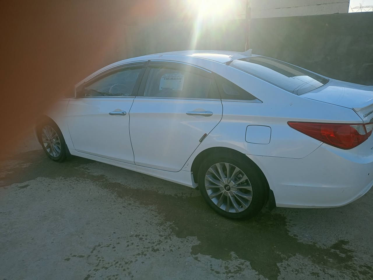 للبيع سوناته 2015 خليجي رقم اربيل دوولي تريد وكاله اوتحويل حادثها جهه اليمنه تبديل جاملغ وباب نفس الون اصلي وبيها جاملغ الخلفي صبغ
سياره جاهزه وحلو  محرك2400 والكير وتبريد شرط..داخل بيجي تبريد قطعتين ثلج
تخم تاير حداديه امامي وخلفي كامله السياره السعر  115$
***********..مكان سياره الحمزه الشرقي منطقه الطابو...
