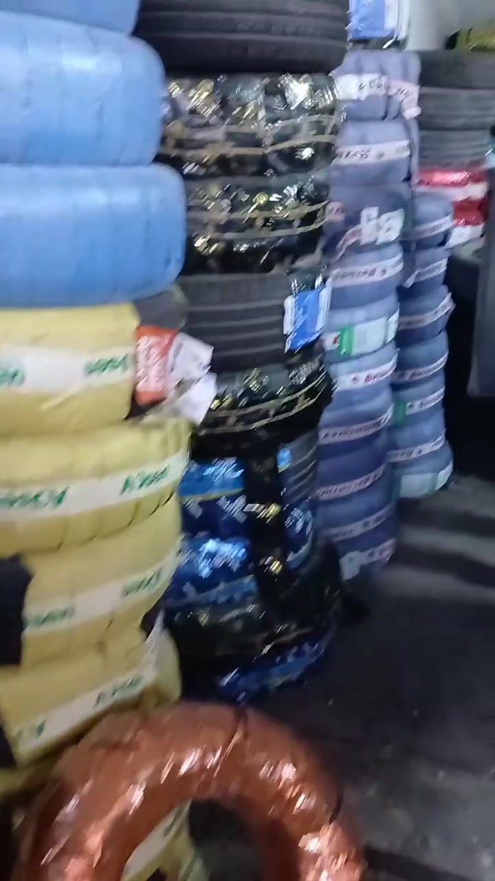 يعلن مجمع ابو خنجر بيع جميع الإطارات الصيني أخوان بيع جميع الإطارات جمله مفرد بأنسب  الأسعار  العنوان بغداد حي النصر قرب المعارض حي النصر مجمع ابو خنجر 🗡 ويعلن مجمع ابو خنجر مساعدة الفقراء فقط أخوان أي شخص حالته تعبانه مايكدر يشتري تايرات  اذا معاق جريح حالتك تعبانه  تاخذ من جمع ابو خنجر زوج تايرات حسب نوع سيارتك مجاني  دزلي طلب وراسني خاص وتشلع عيوني بس كون فقير تحيات مجمع ابو خنجر 🗡


**إذا كنت صاحب هذا الإعلان وتريد حذفه لأي سبب، رجاءا أرسل رسالة إلى الدعم الفني**