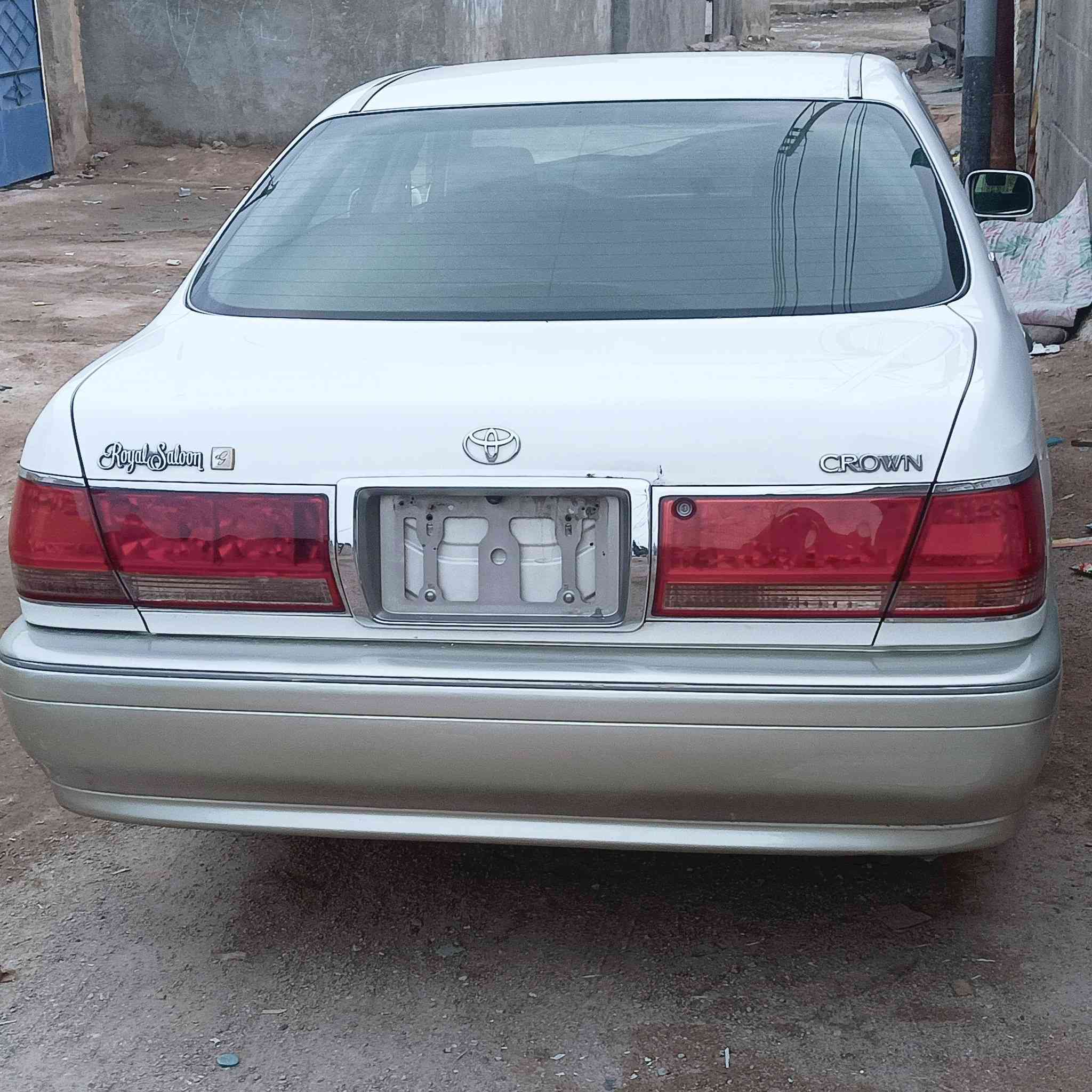 جنون ادوات كفاله عامه من الكصه وضربه وسرقه 
بيها ستماره حجز الفحص 
ادوات كفاله عامه 
4 دكم 
تبيرد خلفي امامي 
محرك ديفور الكبير 
كرستال 
فتحه 
يعني من وره العيد خاضعه الفحص المباشر 
والف مبروك للي يأخذها 
العنوان بصره اتصال فقط 
السعر القفل قفل قفل 89
***********
