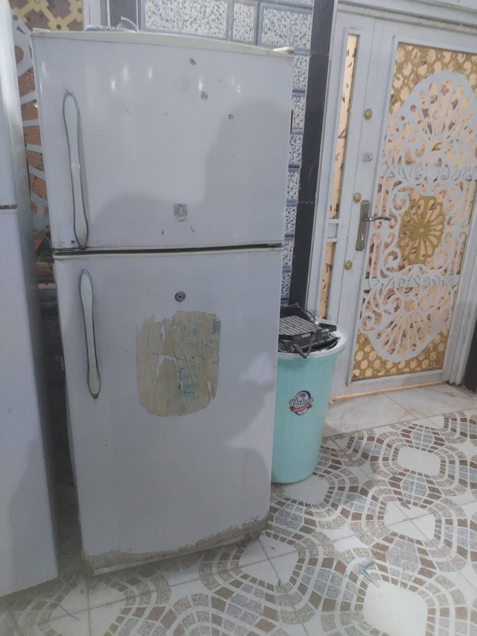 ثلاجات للبيع***********
