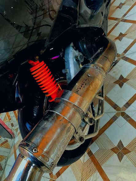 السلام عليكم دراجه للبيع سگنس ياباني
مكينه مزوده 58 ونص هااون 
شغاله سلف شلعه ومعدل يخبلان  
كهربائيات كلها شغاله. منضومت زنون عالي ناصي رماش. اشاير. كلوب رماش خلفي 
وياله مزوده مشيف الثقيل شكل نجمه زهبي وستيل 
مزوده نظام كلجات رياضي درجه اولا 
دبلات مزوده خلفي وامامي
صالنصه رياضي قطعتين صوت رعب كلش حلو 
يدات سكليتر مزودات. ستان نص وصفح 
دراجه كامله من كلشي بس كفر شويه تعبان يرادله ترتيبات بسيطه. 
سعر  :300 وبيها مجال  متوازي كلش على بيعتها 
مكاني: كربلاء البوبيات 
الرقم؛ ***********.
ماعندك رصيد تصل على الويتساب 
ماموجود خاص.
