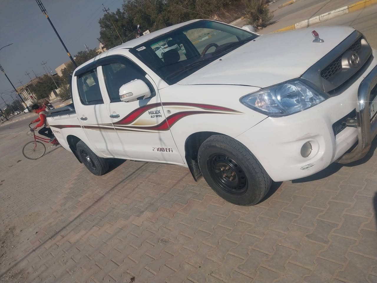 السلام عليكم فلاونزه ٢٠٠٧ كويتي رقم بصره دولي تحويل مباشر بيه رش صبق كير محرك شرط  حداديه تخم تاير جديد بيع مستعجل ١١٨ وبيه مجال مكان السماوه ***********
