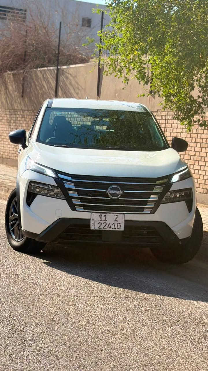 اللهم صلِّ على محمد وآل محمد 🤍

 للبيع نيسان روج  2024 بحالة شبه الوكالة وبسعر منافس،

🔹 Nissan Rogue SL – موديل 2024
🔹 ممشى 38 ألف فقط
🔹 رقم بغداد الجديد – باسمي
تحويل ثاني يوم باسمك هزه ورقم جدد 

🔹 السيارة داخلة على إيدي شخصيًا وأنا أول من رقّمها.
🔹 بحالة الوكالة وما زالت على تايرات الشركة الأصلية.
🔹 إدامة كاملة في مركز هانوفر، وجاهزة للاستعمال ولا تحتاج أي مصروف.

📌 

* وارد أمريكي.
* الإيرباكات ولا ايرباك طاك 
* ⁠سليمة ولم تنفتح.
* الضرر كان خفيفًا جدًا (شخوط بالدعامية وشخوط بالجاملغ  الخلفي فقط)،
❗️❗️* صور الحادث والسونار مرفقة داخل المنشور حتى يكون المشتري على اطلاع كامل.❗️❗️

💵 السعر: (( 16,700 دولار))
167وبيها مجال بسيط وموسعرها هذا

📍 الموقع: بغداد – الأعظمية الكريعات

السيارة شرط السونار والفحص ماخليك تاخذها اذا ماتفحصها وايشي يختلف عن كلامي تاخذ السياره وفلوس فوكاها...

📞 للجادين فقط، التواصل على الخاص أو الاتصال.
سرمد ***********
واتساب ماسنجر متوفر 24ساعة

