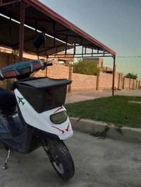 موطور للبيع محرك جديد انطي بي شرط شقال المحرك  بس الموطور بي قطع ناريه...