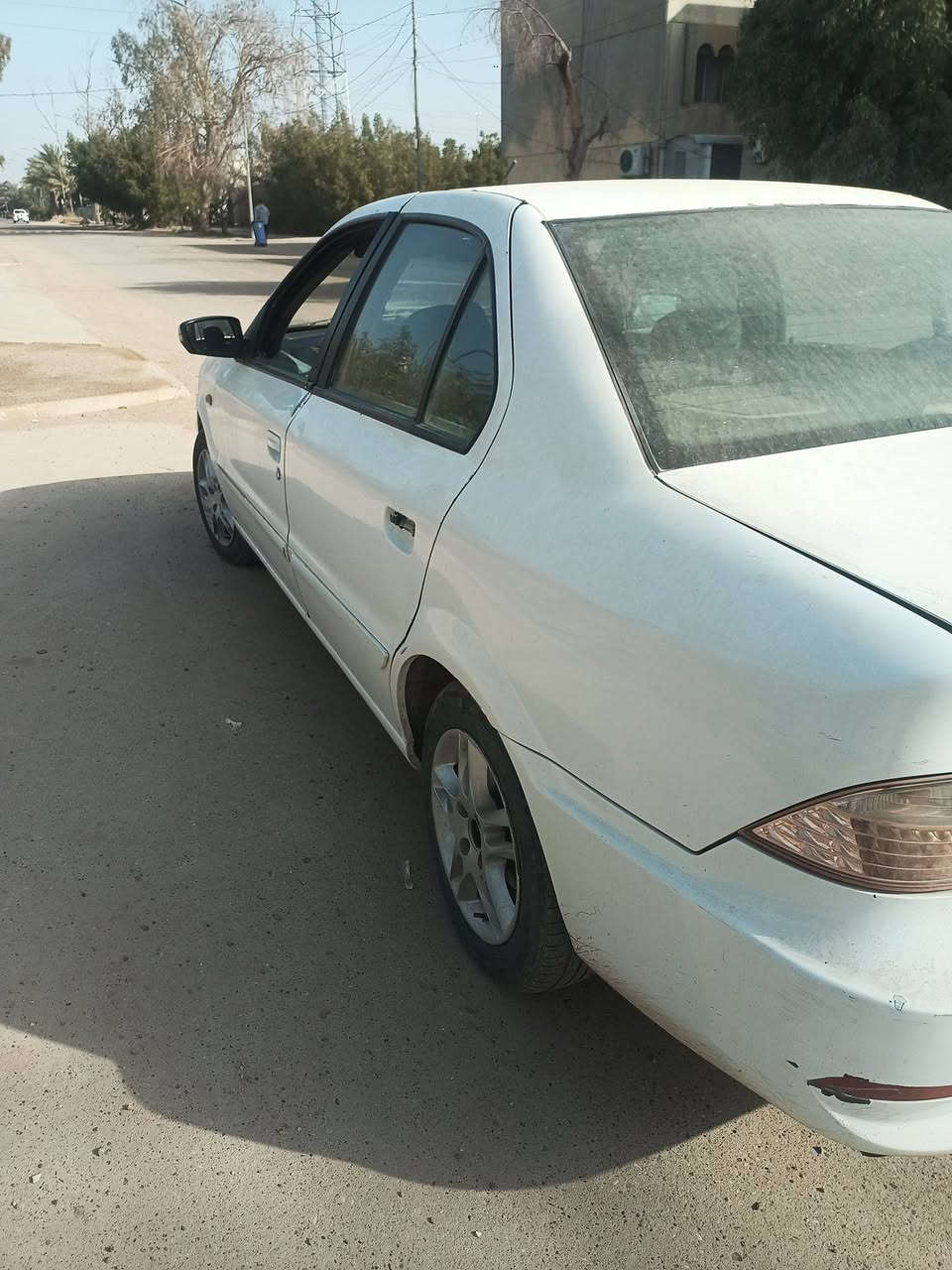 السلام عليكم سمند سورن للبيع السعر 38  وبيه مجال موديل 12سنويه 27 العنوان النهروان القرية النفطية رقم الهاتف *********** مكينه وكير خير من الله لاتنقيص ولاتبخير
