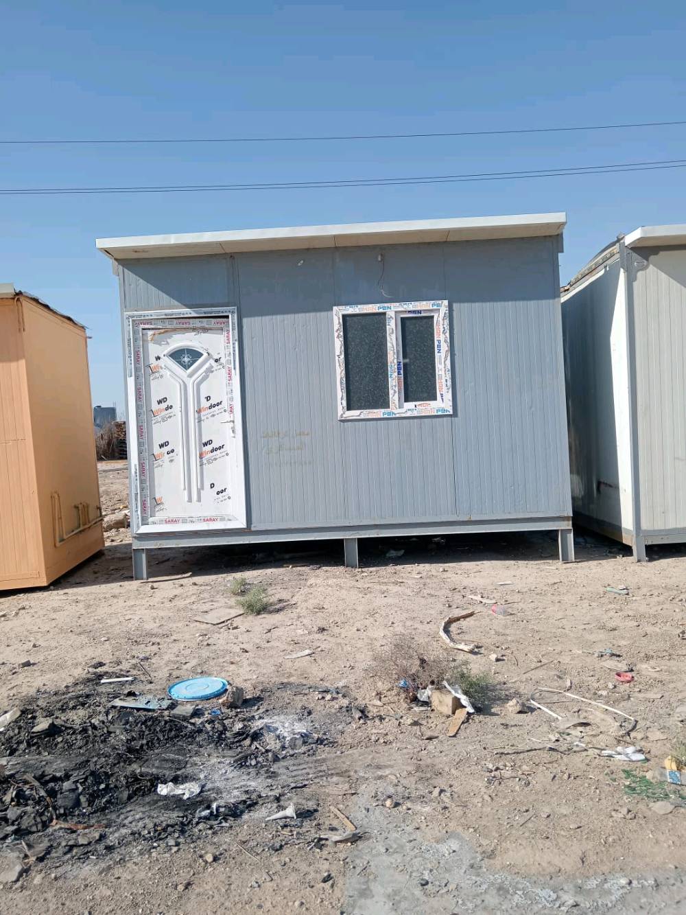 ***********
 معمل كرفانات الفرات الهندسي لصناعه الكرفانات والدور و الجملونات يوجد جميع القياسات تصنيع حسب الطلب ويوجد توصيل جميع المحافظات
للحجز والاستفسار اتصل على الرقم
***********