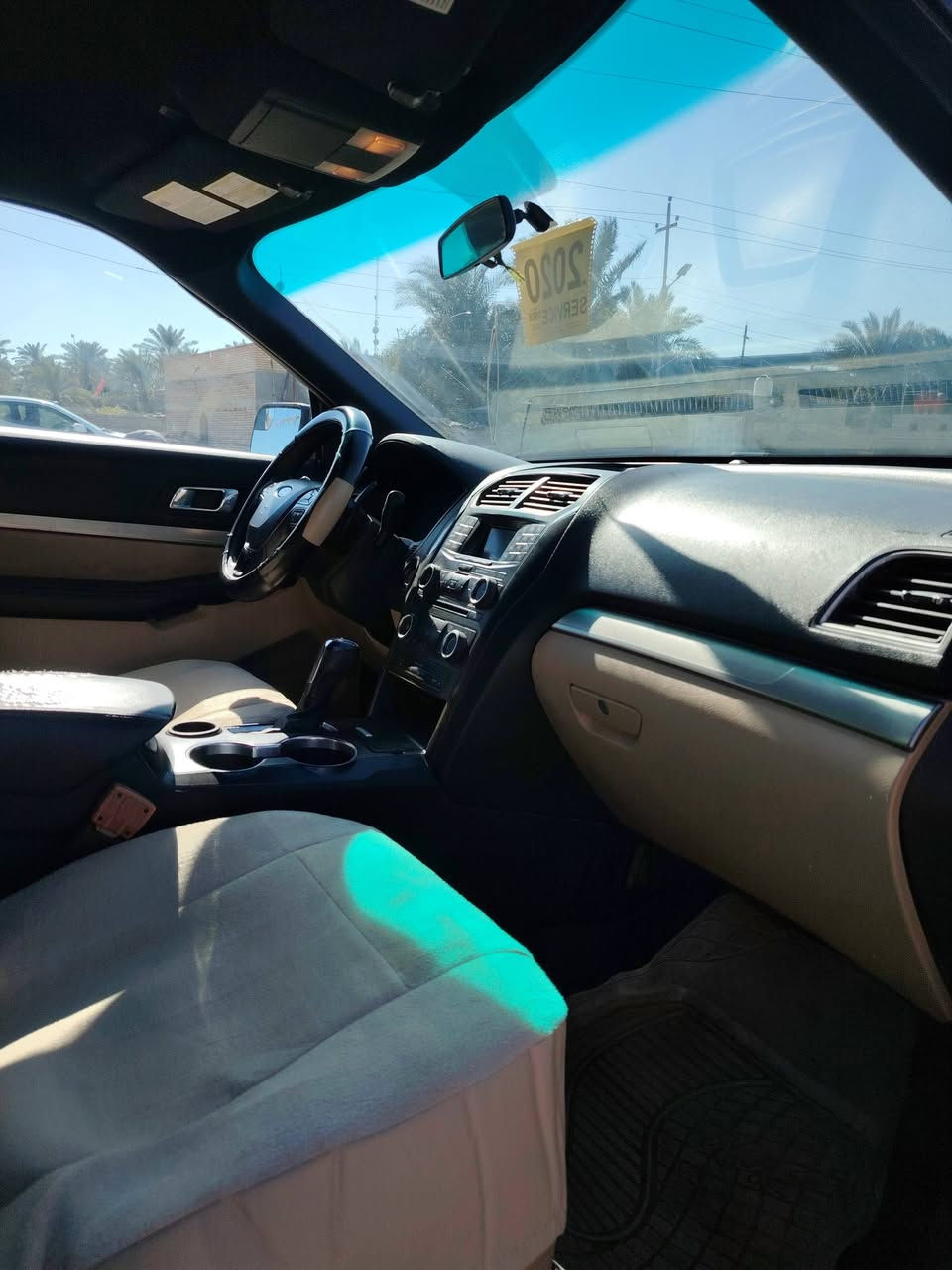 سلام عليكم اكسبلور مديل 2017 وارد امريكي كلين تايتل بدون حادث بيها جاملغ امامي صبغ اثر شخوط فقط  6 سلندر رقم بصره بسمي مشروع وطني كير ومحرك كفاله 7راكب جاهزه مكان سياره بصره لسعر 148 للستفسار ***********
