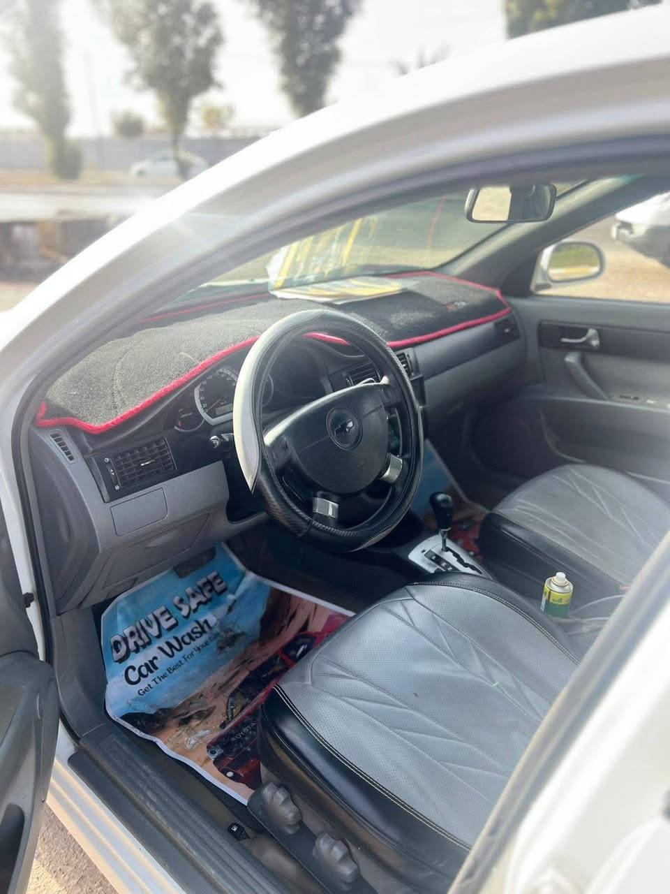 وبتره موديل 2011جاهزه من كلشي ربع متصرف عليه تحكم ستيرن شاشه كبيره بيه قطعتين صبغ ابيعلك حزام رقم واسط مكاني بغداد زيونه سعر 70بيه مجال شراي خابرني***********
