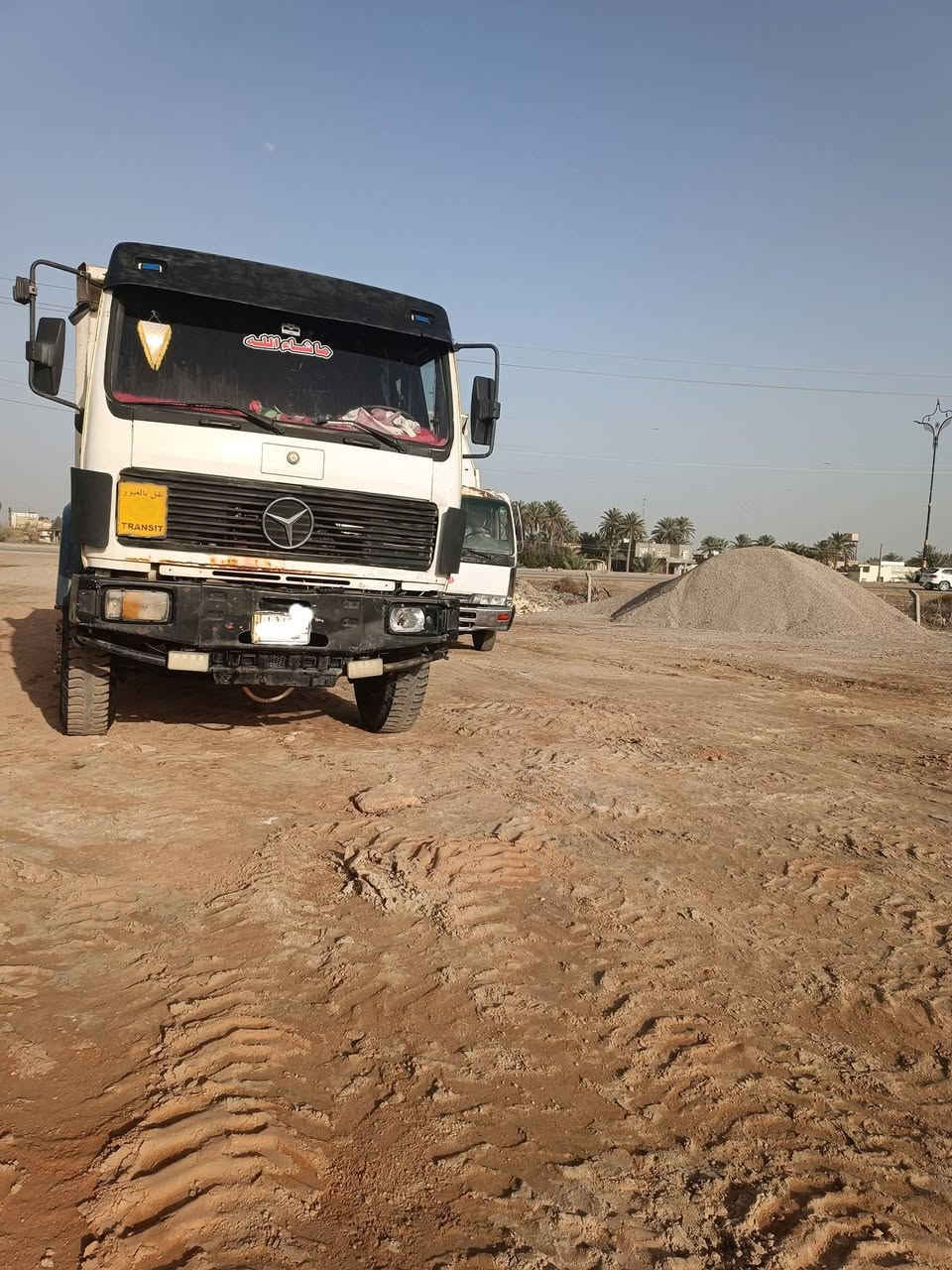 سلام عليكم البي للبيع موديل 91محرك 28ستندر كير 25شاصي مكفول سياره خير من الله سعر 185وبيه مجال بصيط لاستفسار ***********
