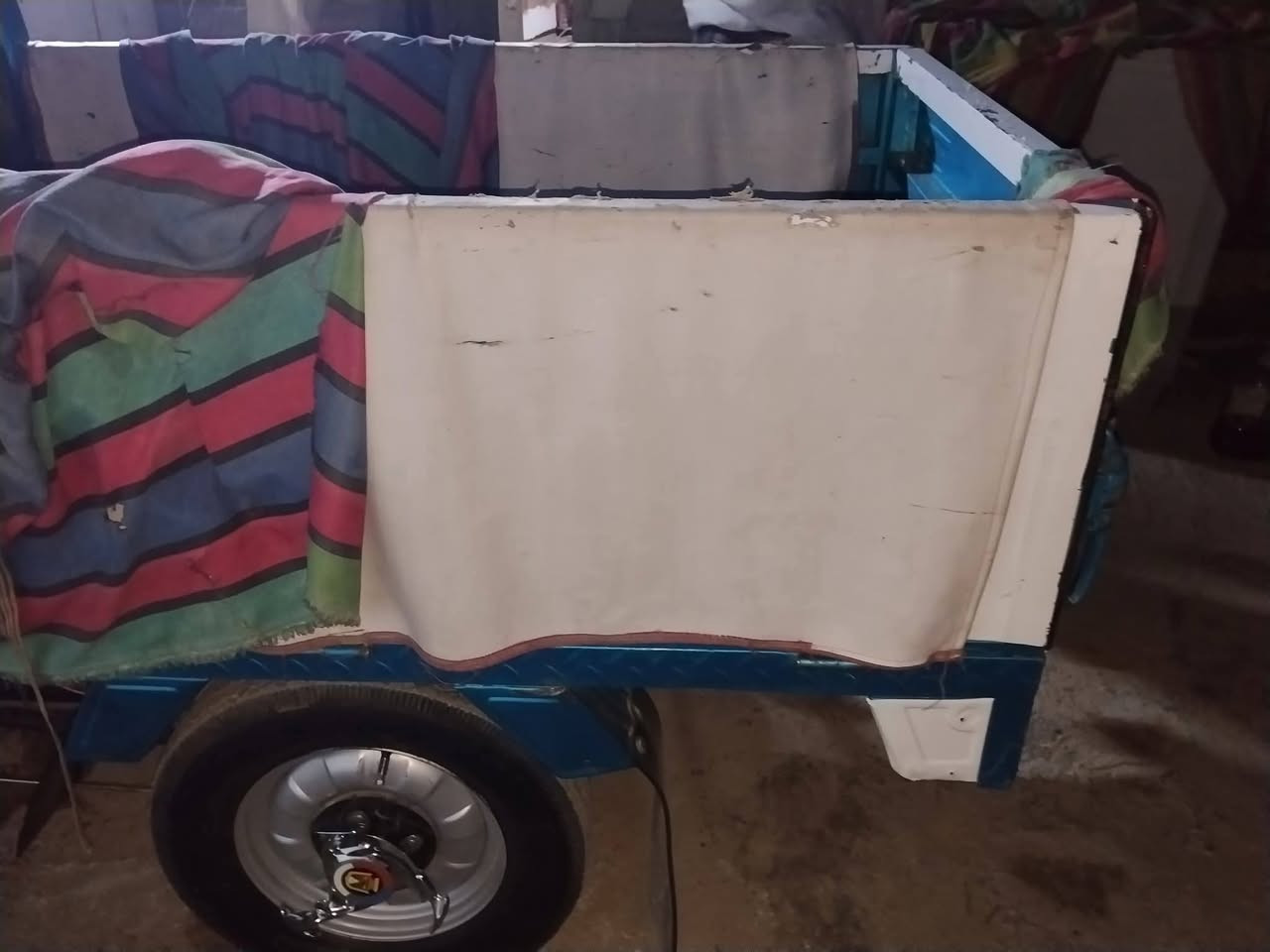 السلام عليكم ورحمه الله وبركاته ستوته شحن للبيع ستوته باتريات جديده زوج تاير كهربائات كله شغاله ستوته حلوه كلش للاستفسار الاتصال على الرقم *********** أو مراسلتي على الخاص هذا رقم بي واتساب
