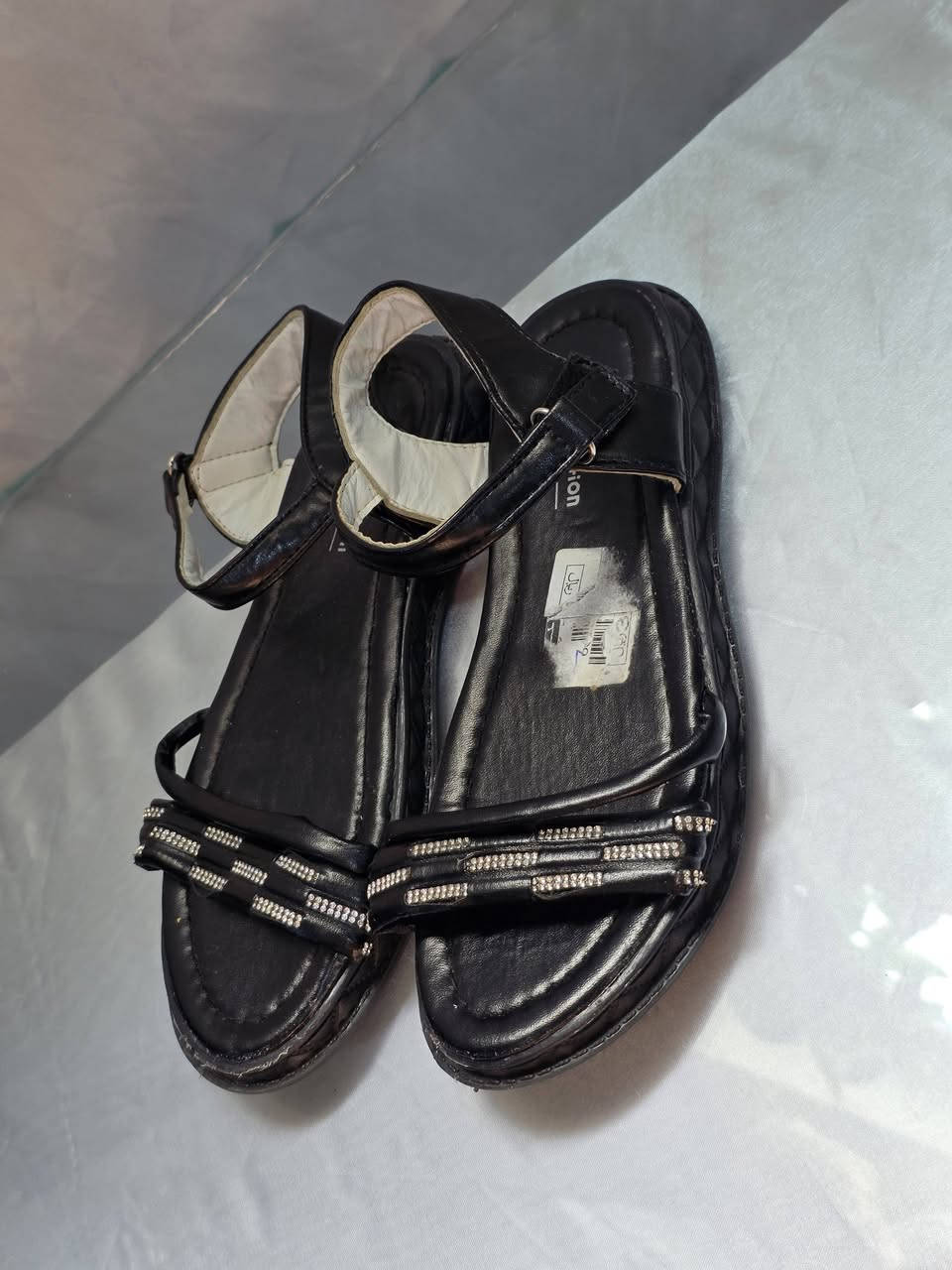 كل القطع عليها. تخفيض


**إذا كنت صاحب هذا الإعلان وتريد حذفه لأي سبب، رجاءا أرسل رسالة إلى الدعم الفني**