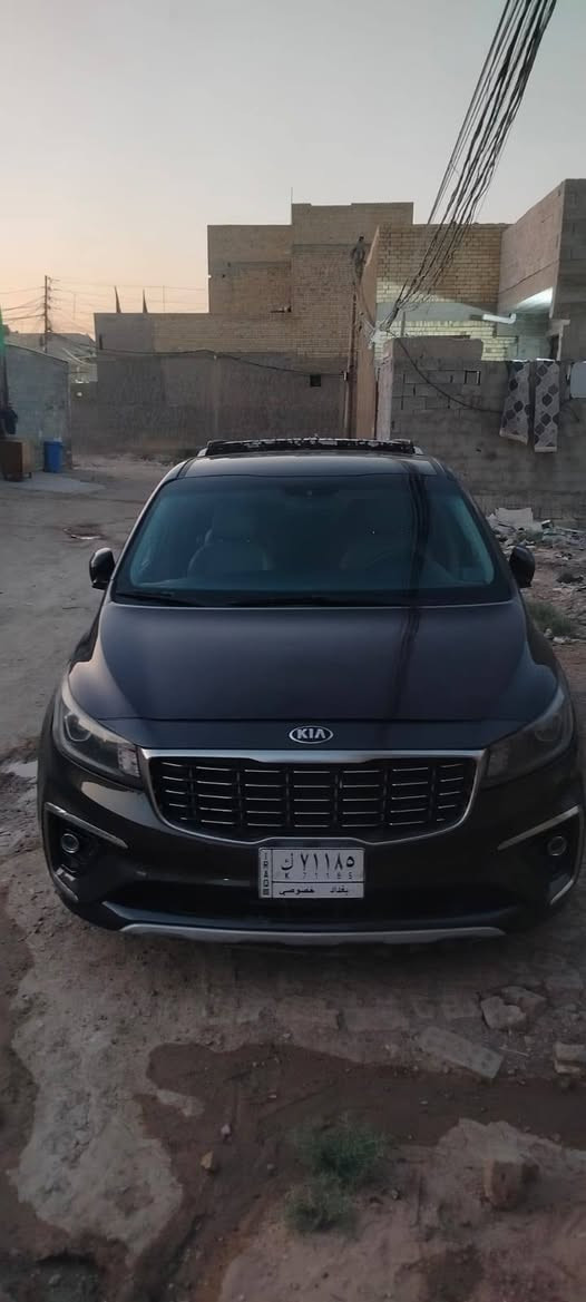 السلام عليكم كيا كرنفال للبيع 2019
وارد كوري كاز ديزل مكينه مسكر2200
تيربو ادبلو بيها ضربه بل عراق تكمه وباب
موجوده بسونار حداديه جديه تايرات نضيفات
داخل جلد 9راكب تبريد تدفئه بل كشنات
منفذ USB يم كل كشن بيبان كهربائيه بس
باب واكف السلايت تبريد 3قطع تبريد خلفي
منفصل لايت الناصي زنون والعالي اصفر عادي
كشافات ضبابيه بك لايت لد مكينه قبل شهر 
شادينها جديه بل باكيت وكير جديد ادامه
جديده مراوح جوينات جوزات راديترات
جاهزه ما نقصها شي مكان بغداد حي البتول
السعر 160 رقم بغداد مشروع تتحول ب اي مكان
رقم الهاتف ***********

