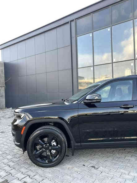 سلام عليكم

✅جيب گراند تشيروكي  لاريدو ألتيودي بلاك توب

 موديل ٢٠٢٤

ماشي خمس الاف مايل  فقط زيرو

سيارة ستة سليندر

خمس راكب مرغوب

سيارة وارد أمريكي بجم خلفي كبس 

✅ملاحظة فقط باب طرف يمين أمامي كلير أمريكا جلاتين بدون دواخل إربكات كلش سليمة

رقم شاصي موجودة 1C4RJHAG3RC252951

سيارة بدون رقم بشرط تريقم(اربيل-سليمانية- دهوك)

سعر ٣١٨ ورقه مجال

مكان سيارة سليمانية

***********
